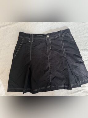 Athleta Black Contrast Stitch Skort Cargo Utility Size 10
